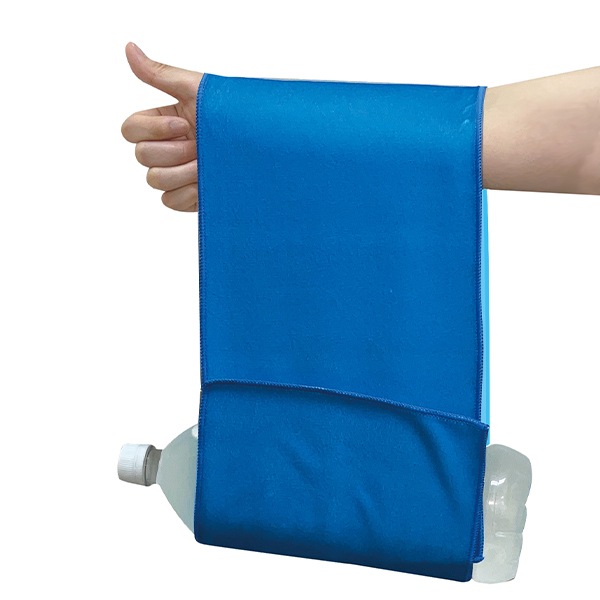 【送料込】先着50セット限定 ひんやり感が半端ない!!生地の裏表を合わせるとあら不思議・・・ピタッとくっついて止まる!冷感ホールドタオル(2枚セット)