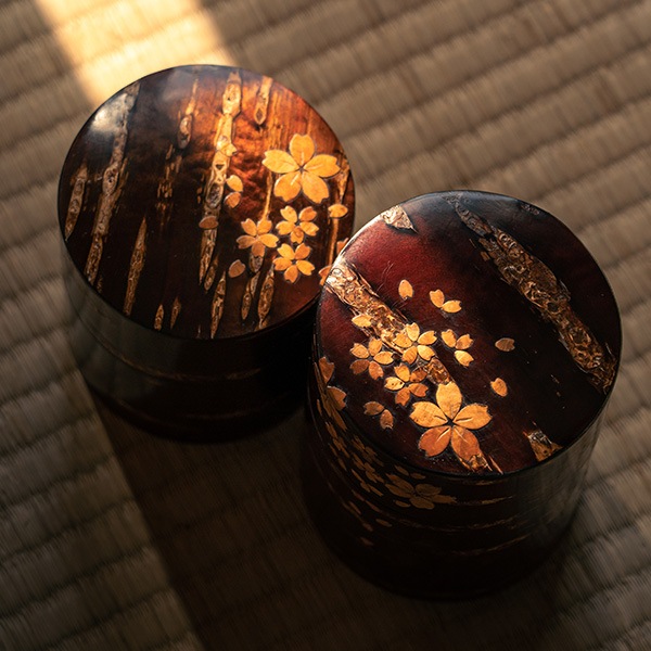 【送料込】日常使いする工芸品「樺細工の茶筒」茶さじをプレゼント中！　秋田県の4大伝統的工芸品の１つ、日本が誇る樺細工の茶筒