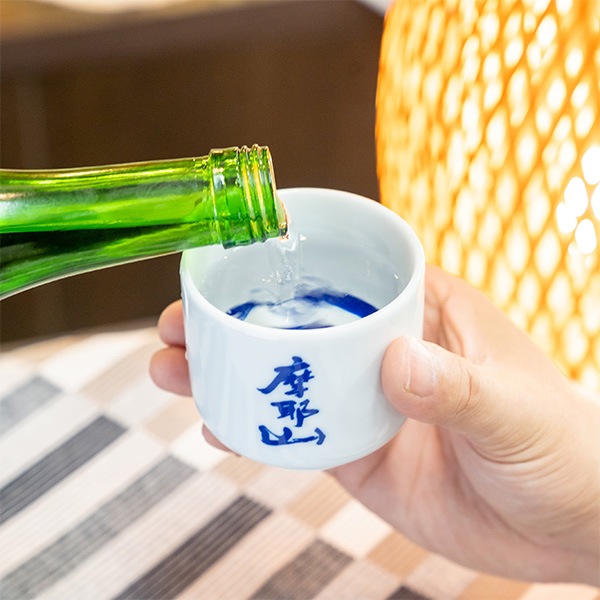 【ホップスの地酒 オリジナルセット】 山形県鶴岡市あつみ温泉【数量限定酒】初孫『摩耶山・しおさい』夏のお酒 飲み比べセット（オリジナル蛇の目猪口付き）