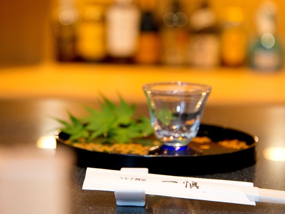 【送料込】 うなぎ割烹 「一愼、」“うなぎのひつまぶし”≪3人前・4人前・5人前≫