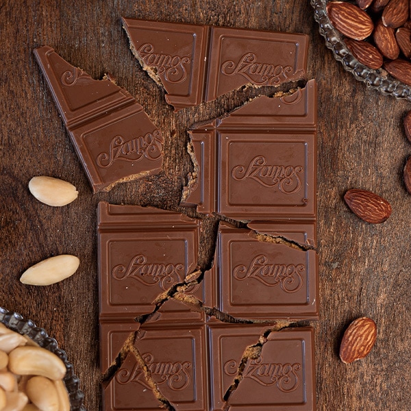 世界のお土産】（送料はまとめ買いがお得！） ハンガリー 土産