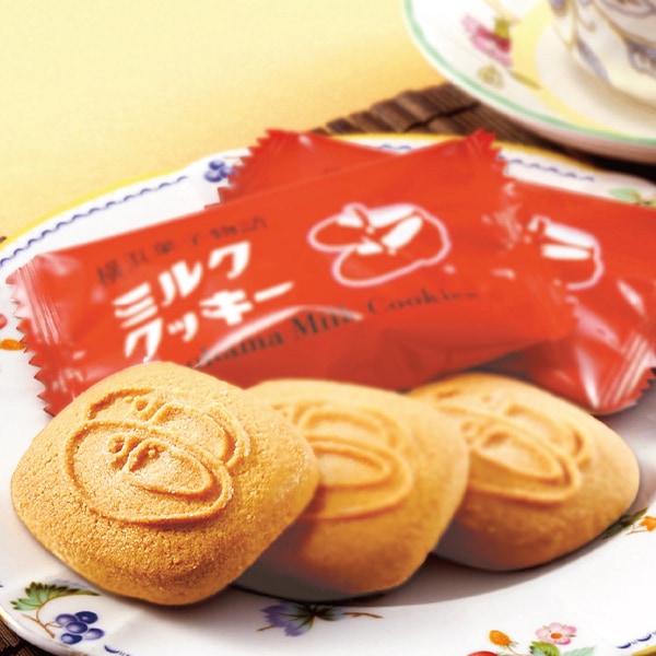【日本各地のお土産】(送料はまとめ買いがお得!)横浜 菓子物語ミルククッキー(18枚入)