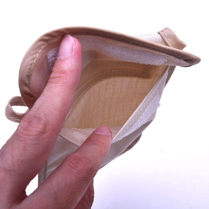 （4512008536871/88/95）トラベルスタンダードポーチ 貴重品 盗難防止 セキュリティ 肩掛け 首下げ ベルクロ シンプル 軽量 海外旅行 コンサイス CONCISE