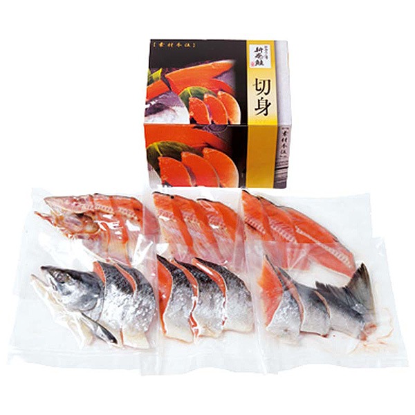 【送料込・お歳暮】北海道産 新巻鮭姿　1.4kg（約1.4kg（6分割包装）（北海道にて加工））