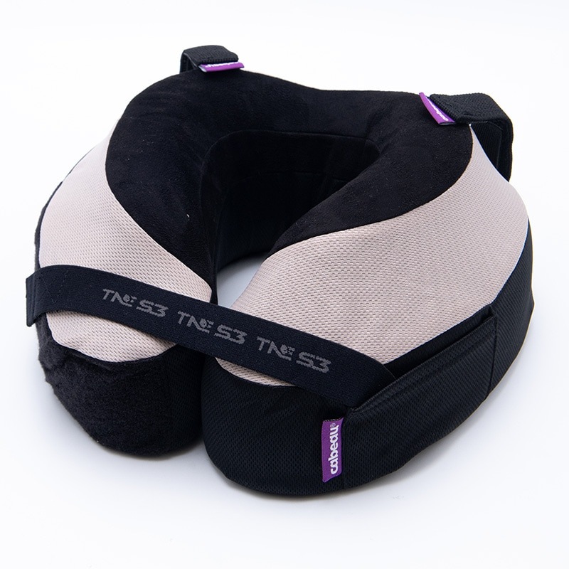 きんちゃん　ネックピロー中古　Cabeau きんちゃん様専用 ネックピロー中古 Cabeau - メルカリ