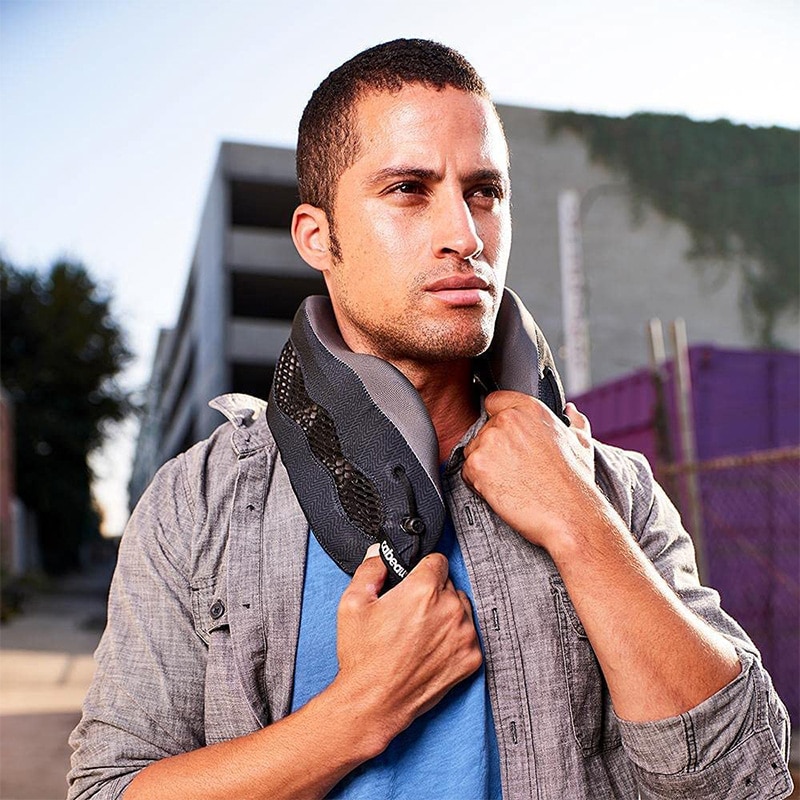 (0815158012832/01)Cabeau Evolution Cool カブー エボリューションクール トラベルネックピロー 旅行用首枕 エヴォリューション 携帯まくら 低反発 折り畳み 仮眠 飛行機 安眠