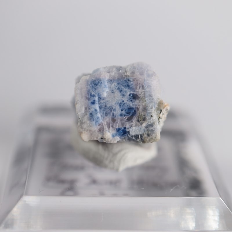 希少鉱物 Carletonite (カーレトナイト) 割引販促 laverite.mg