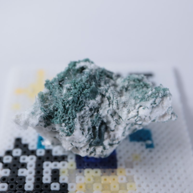 インド産 ブルーカルセドニー、モルデナイト | 鉱物標本,カ行