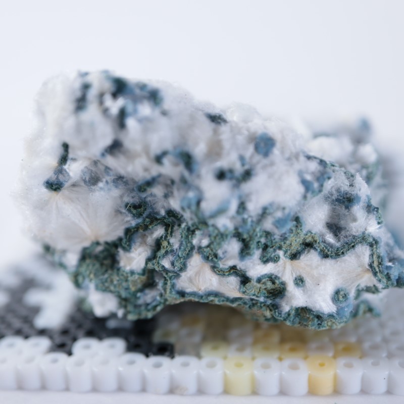 インド産 ブルーカルセドニー、モルデナイト | 鉱物標本,カ行