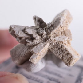 �����ե����󻺡����쥹������