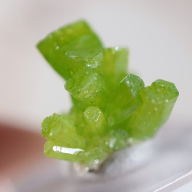 緑 鉛 鉱:Pyromorphite - サイバークリスタルズ☆鉱物標本
