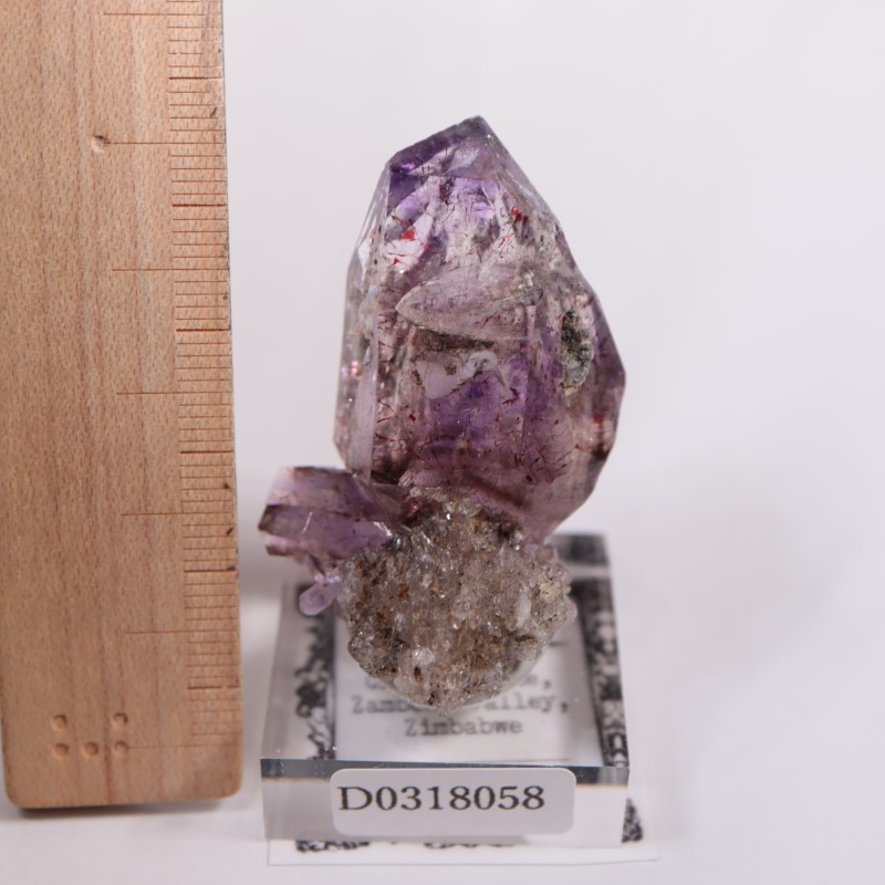 【ジンバブエ/ザンベジ/マショナランド産】セプターアメジスト ジンバブエ/ザンベジ/マショナランド産】セプターアメジスト