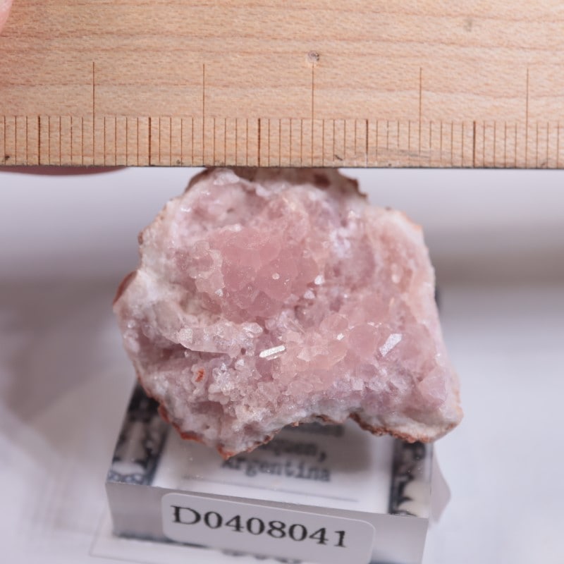 ピンククォーツ原石　水晶 マダガスカル産 ピンククォーツ 水晶ポイント 原石 01