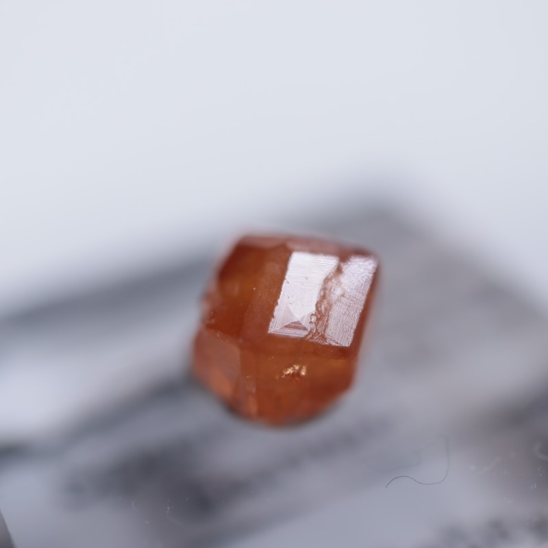 ナイジェリア産スペサルティンガーネット原石 ナイジェリア産 スペサルティンガーネット | 鉱物標本,カ行,ガーネット