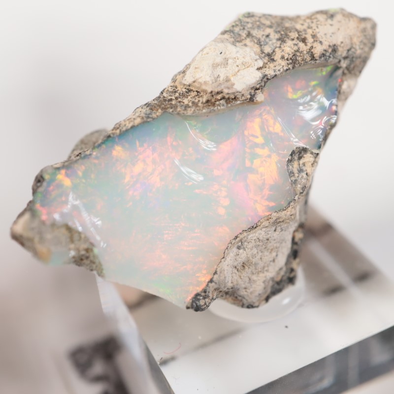 大粒 極彩色 エチオピアオパール 14kgf 【公式通販】