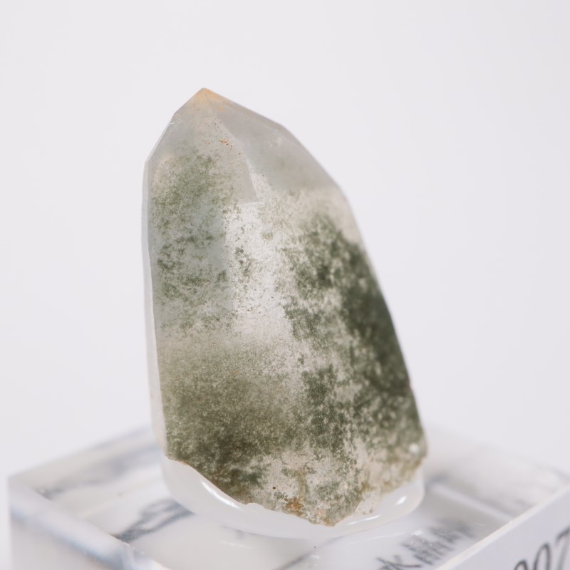 山梨県甲府市水晶峠バッタリ鉱山産 草入り水晶 バッタリ鉱山 水晶 | 鉱物標本,カ行,クォーツ/水晶 | ほたるみねらる