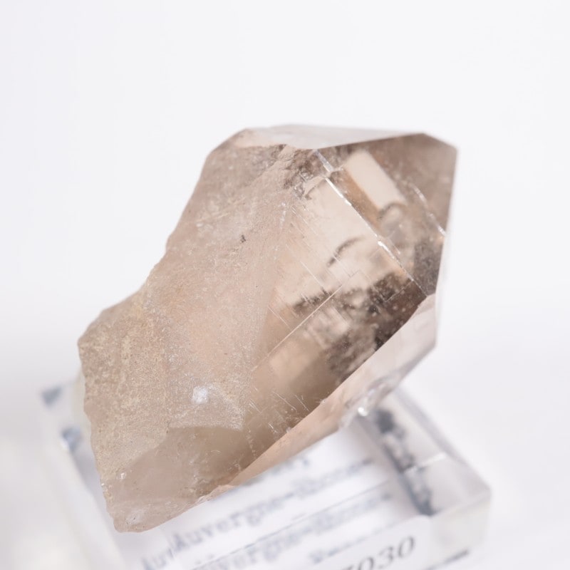 クリスタルスモーキークォーツ優しい光