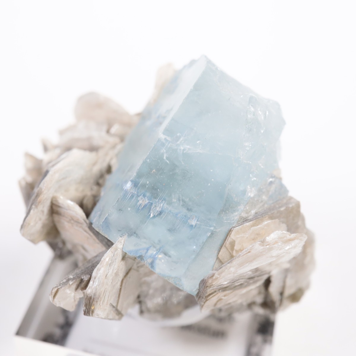 鉱物標本 パキスタン産 蝕像(エッチド)アクアマリン サムネイル 鉱物標本 パキスタン産 蝕像(エッチド)アクアマリン サムネイル七五三