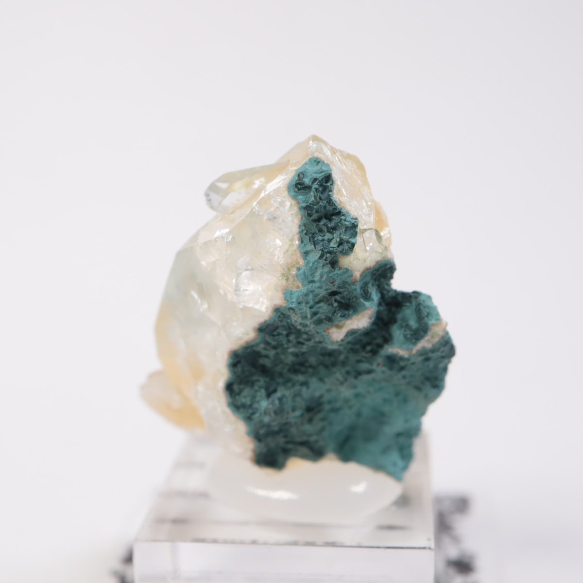 アポフィライト インド産 母岩付き 鉱石 鉱物 ミネラル 標本 原石 犬牙状 ⑤ インド産 アポフィライト|ハッピーギフト – 天然石ハッピーギフト