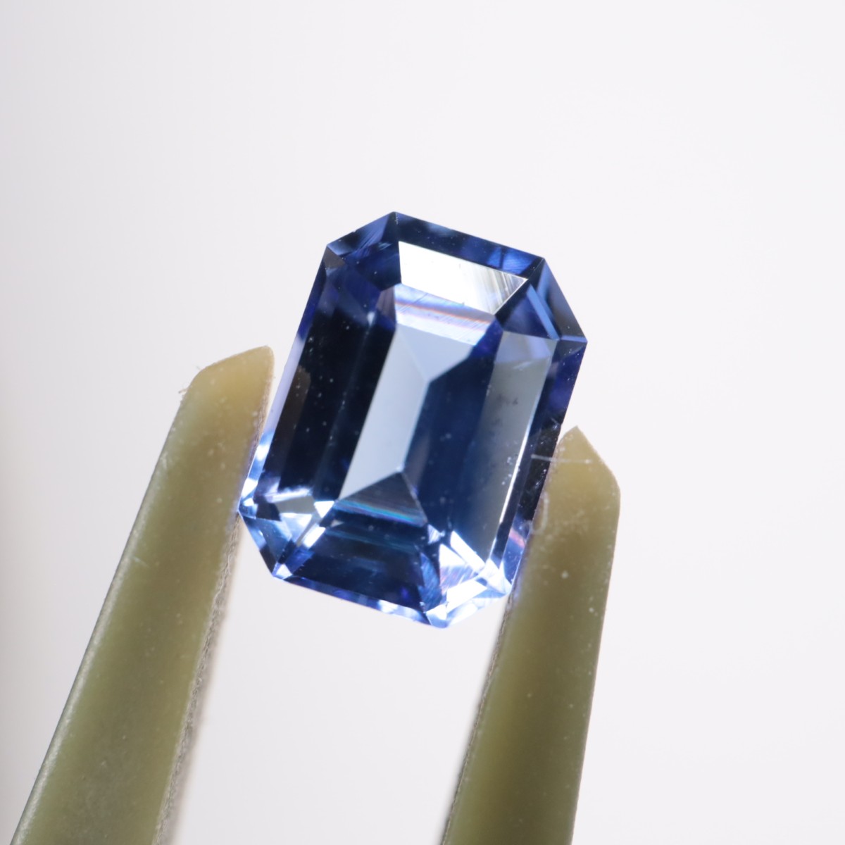 ���󥶥˥��������󥶥ʥ��ȡ�0.595ct