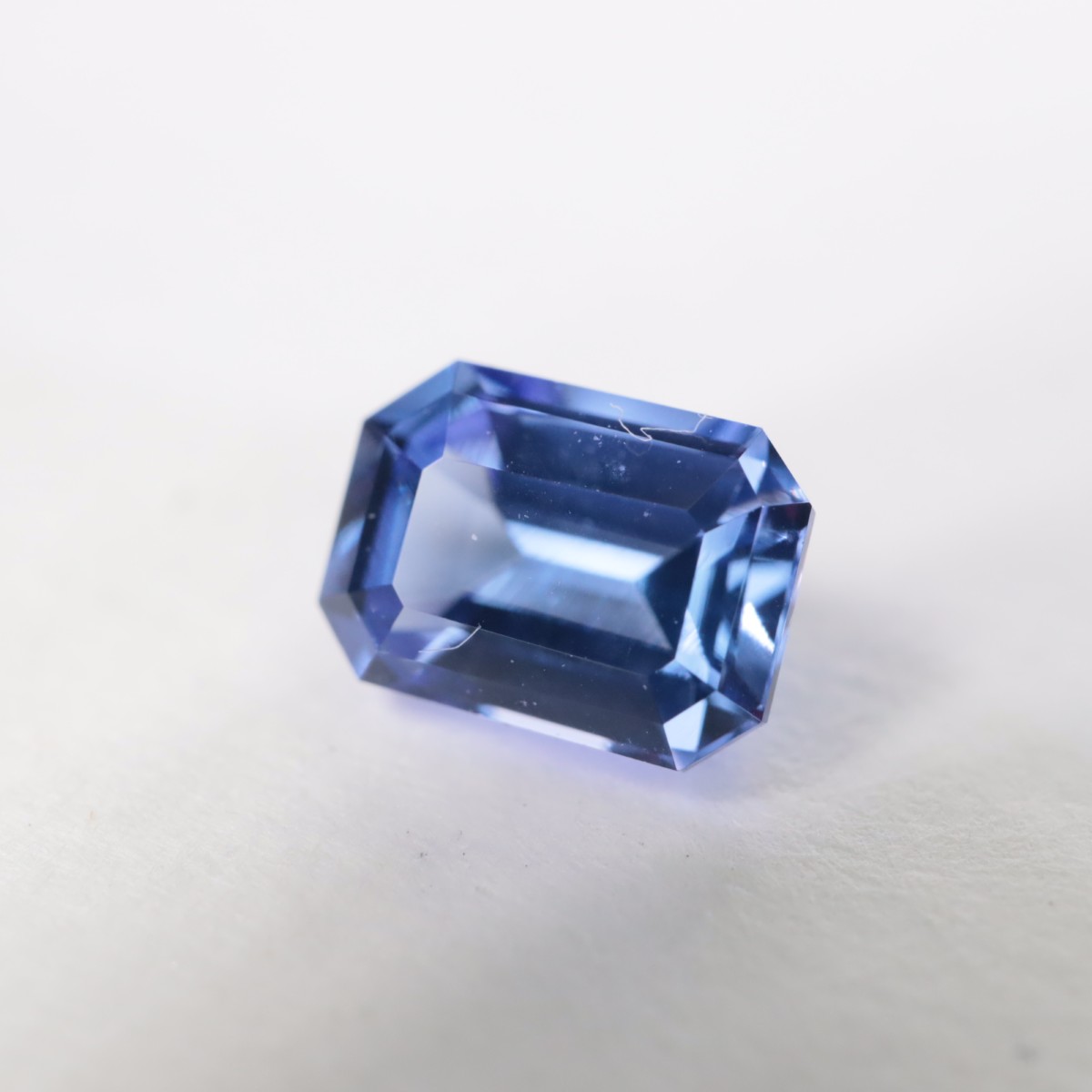 ���󥶥˥��������󥶥ʥ��ȡ�0.595ct