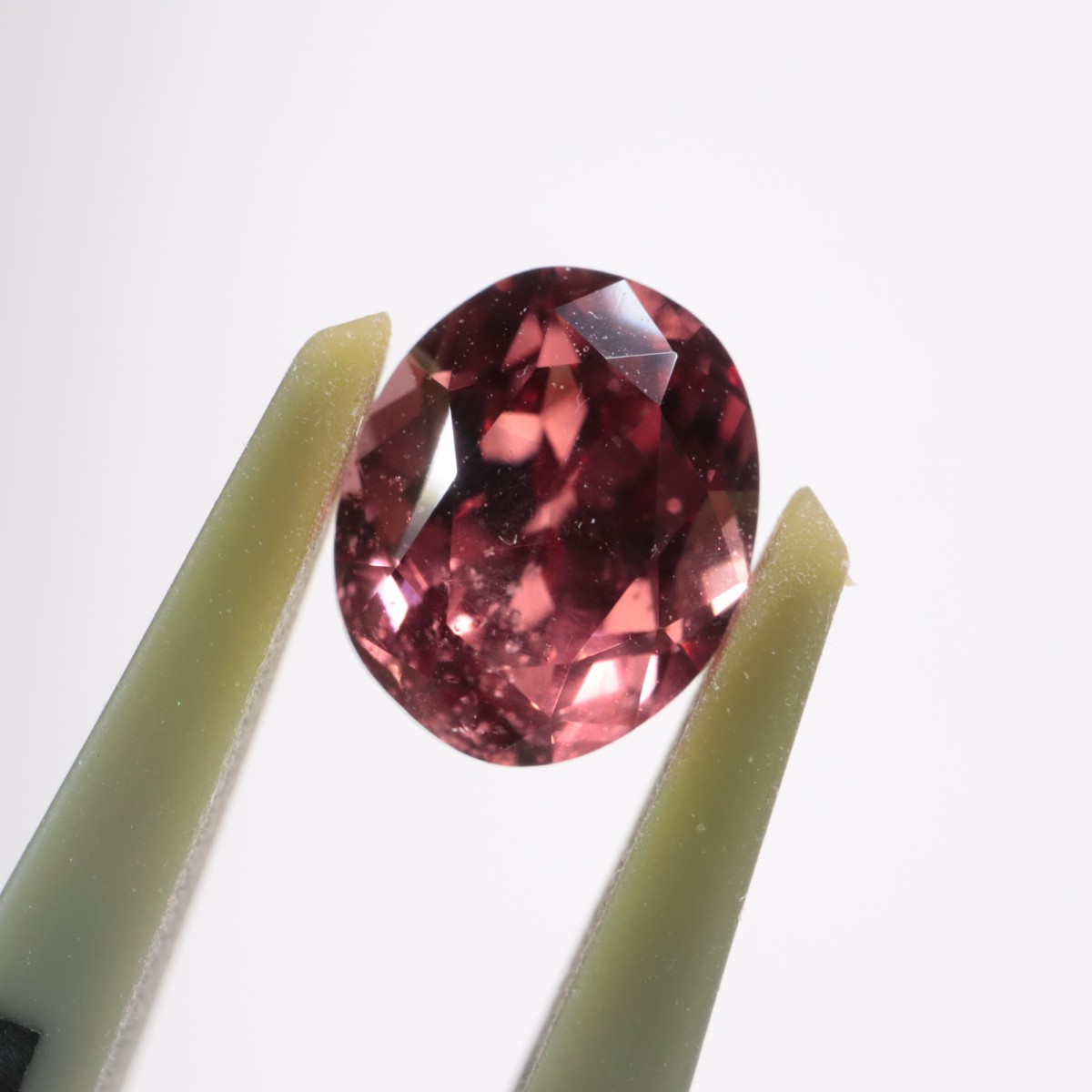 タンザニア産ガーネット 1.485ct | 宝石・ルース | ほたるみねらる