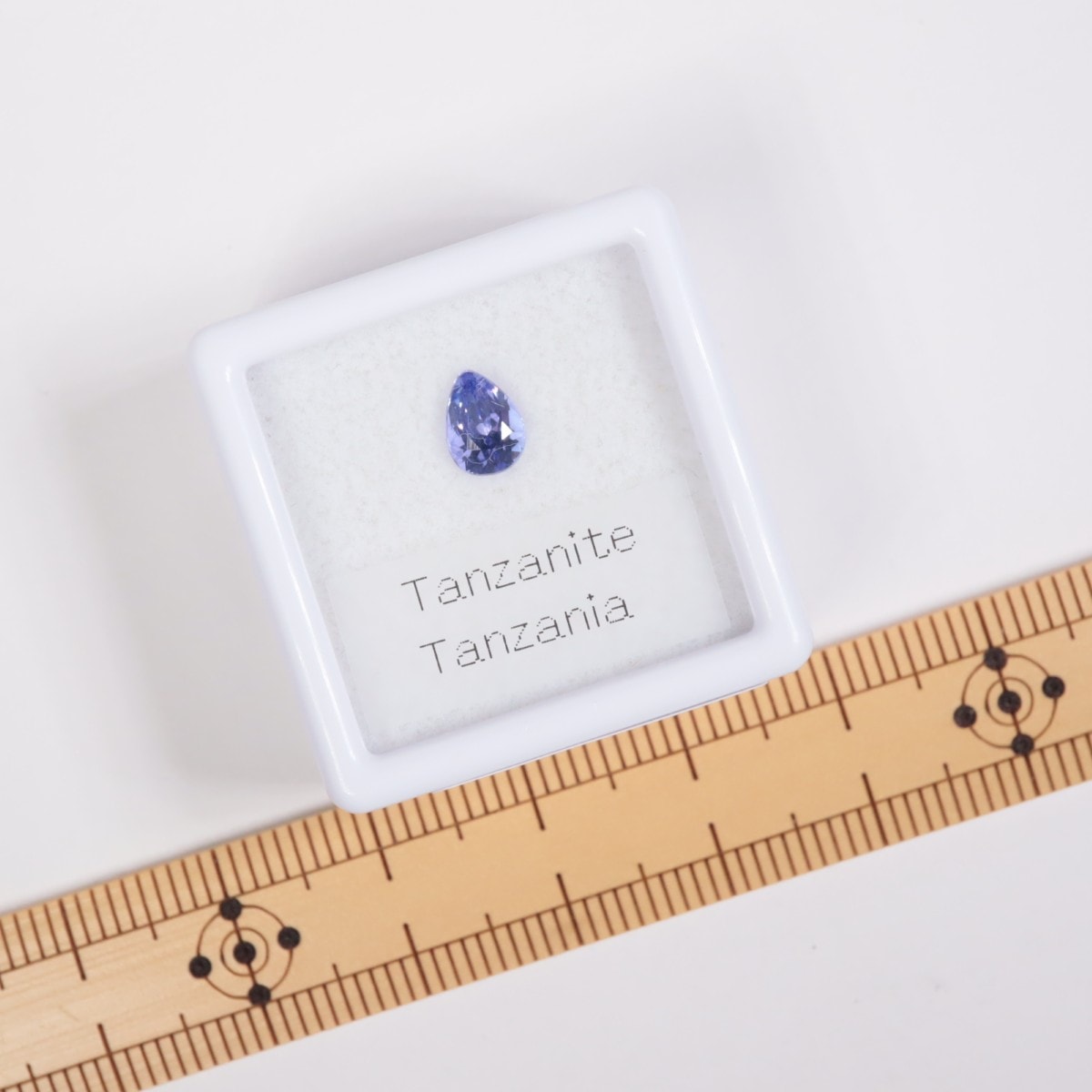 ���󥶥˥��������󥶥ʥ��ȡ�0.65ct