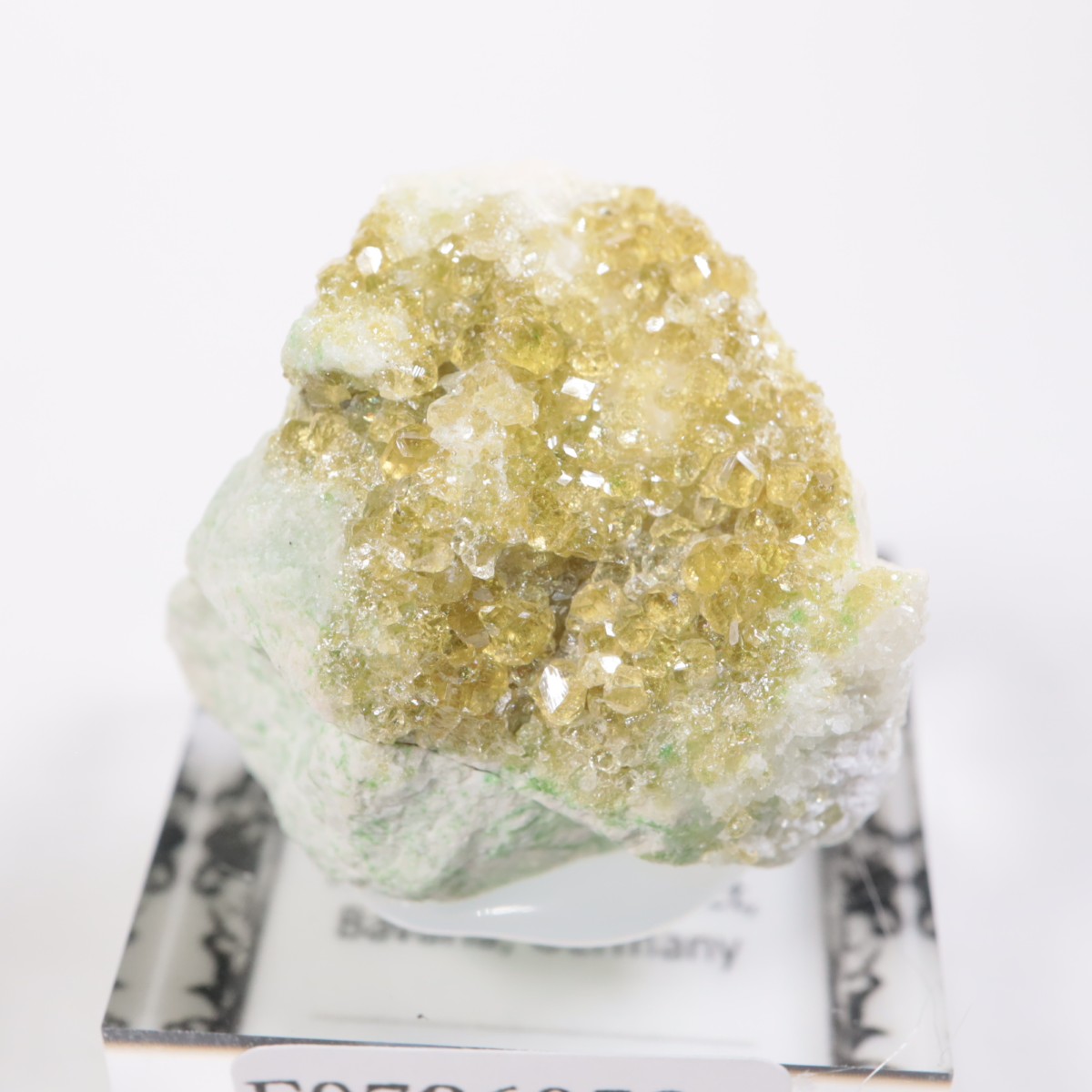 ドイツ産 トパゾライトガーネット | 鉱物標本,カ行,ガーネットグループ