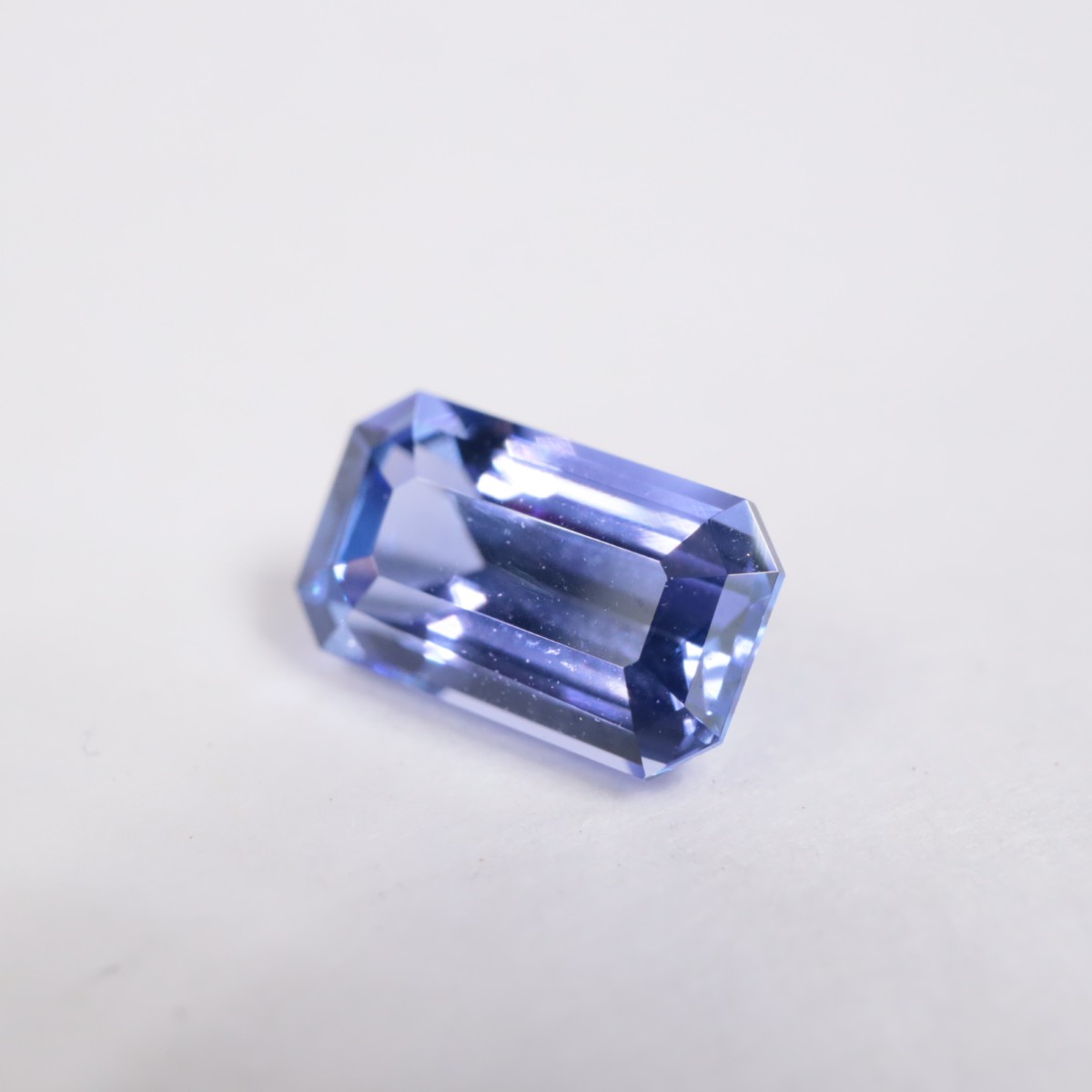 ���󥶥˥��������󥶥ʥ��ȡ�0.82ct