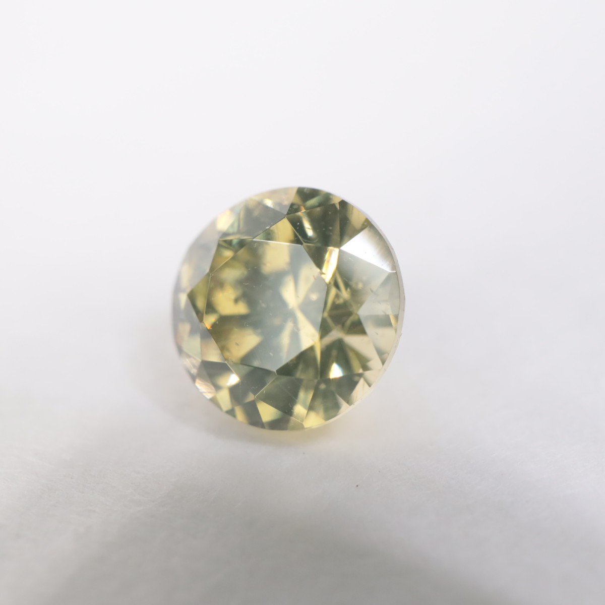 ���󥶥˥��������륳��0.89ct