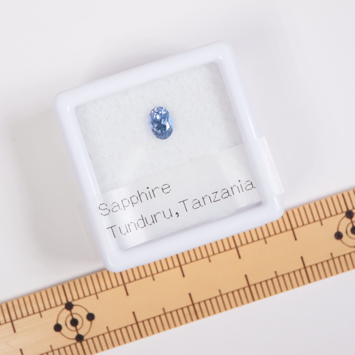 ���󥶥˥��������ե�������0.52ct