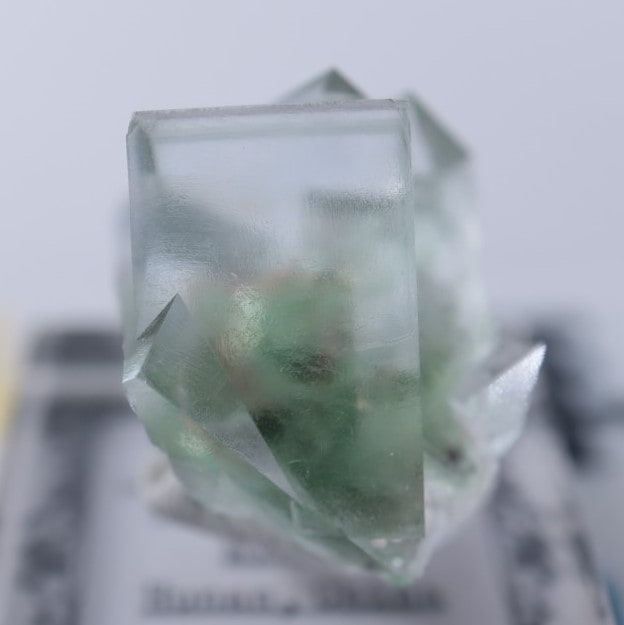 ヤオガンシャン産 フローライト/水晶 鉱物標本 ヤオガンシャン産 フローライト(蛍石) ＆水晶の共生標本 9.7g
