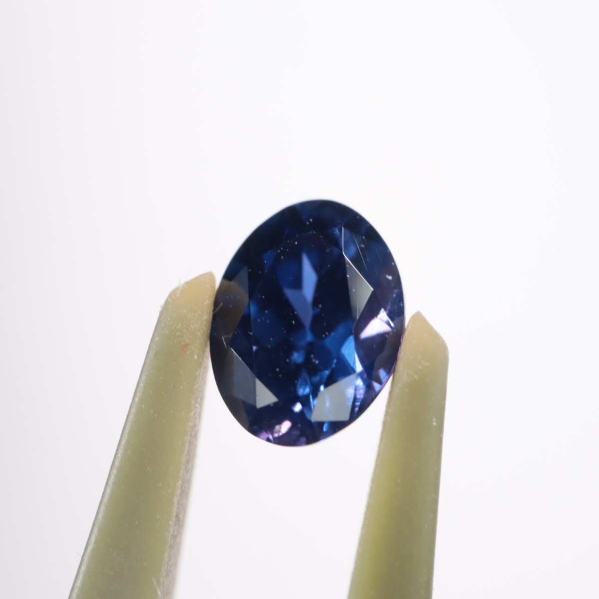 ���󥶥˥��������ե�������0.67ct