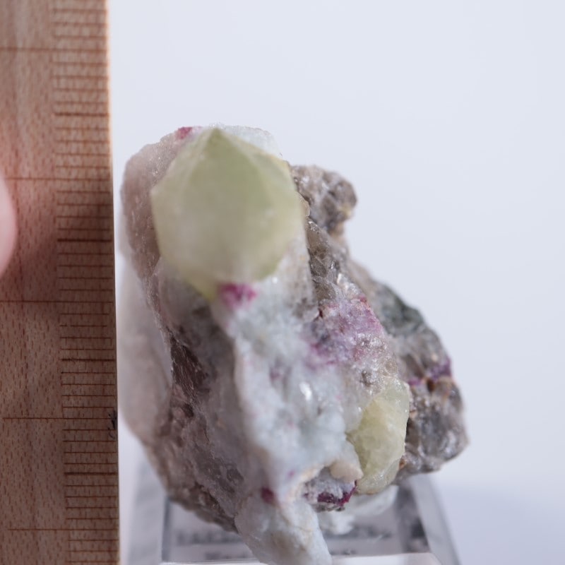 マダガスカル産 ローディズ石 | 鉱物標本,その他の鉱物 | ほたるみねら