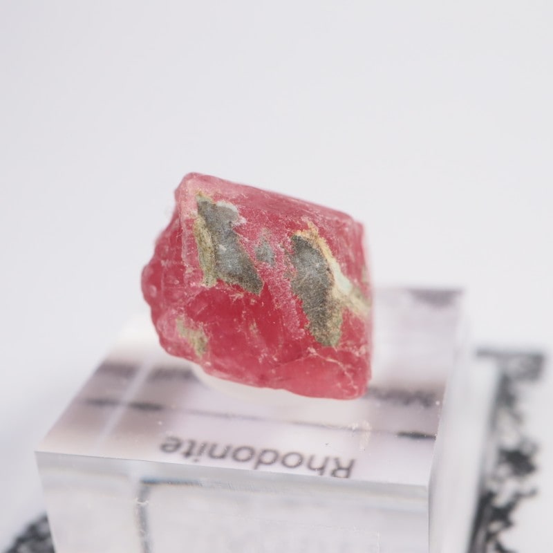 377g 珍品 ロードナイト 原石 薔薇輝石 RHODONITE 鉱物標本 377g 珍品 ロードナイト 原石 薔薇輝石 RHODONITE 鉱物標本
