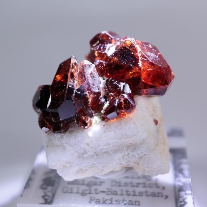 パキスタン産 スペサルティンガーネット | 鉱物標本,カ行,ガーネット