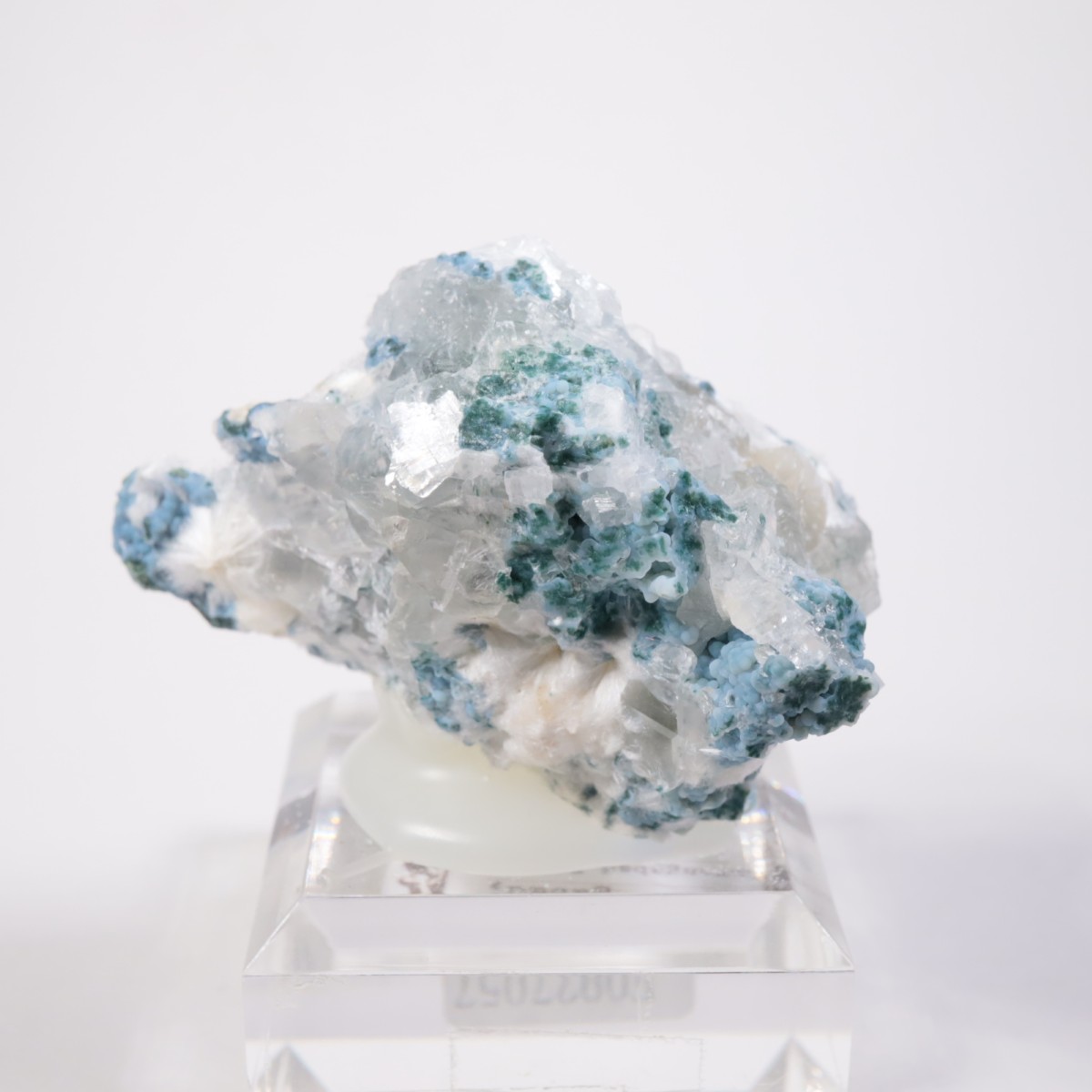 インド産 カルセドニー、モルデナイト | 鉱物標本,カ行,カルセドニー