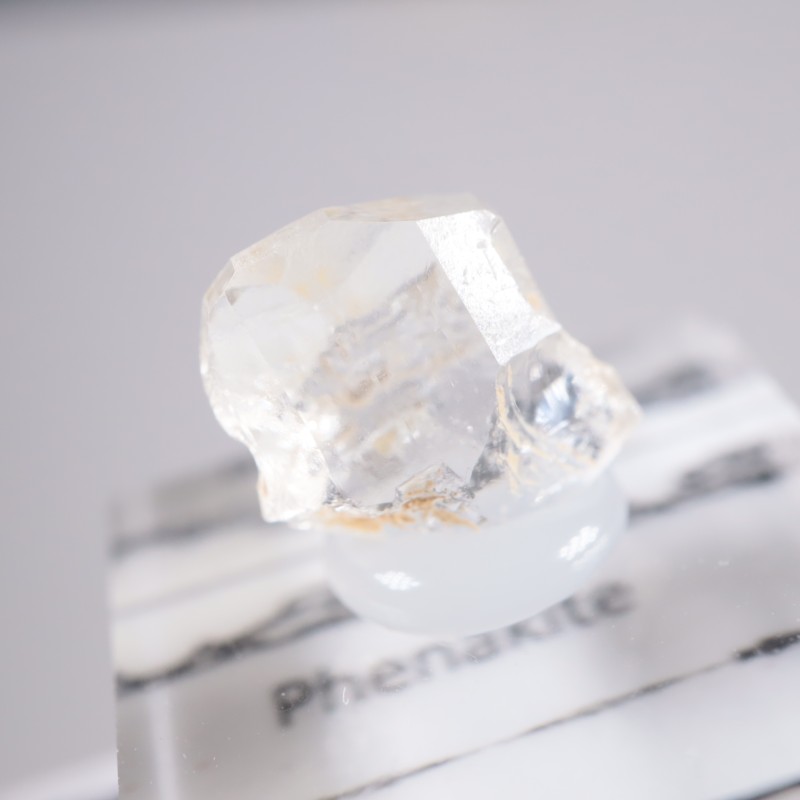 �ե��ʥ�����