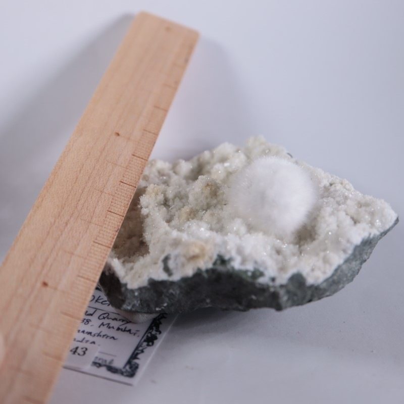 希少 インド産 オケナイト オーケン石 原石 高品質 高品質]インド産オケナイト原石/ジオードタイプ（オーケン石） - 埼玉