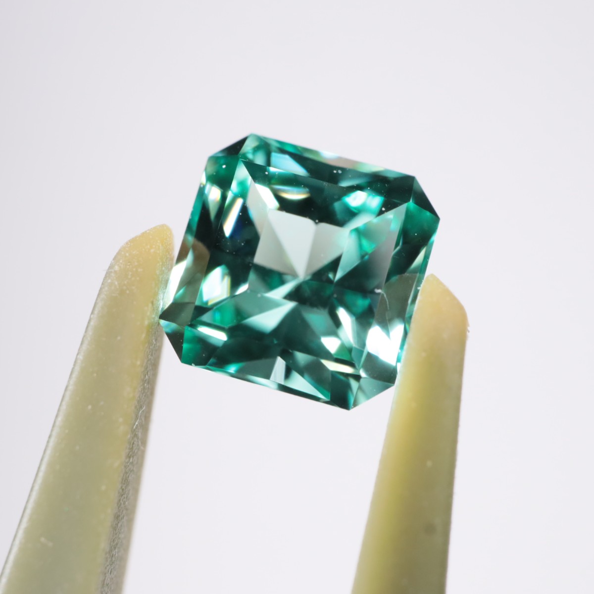 �������꥽�٥�롡0.80ct
