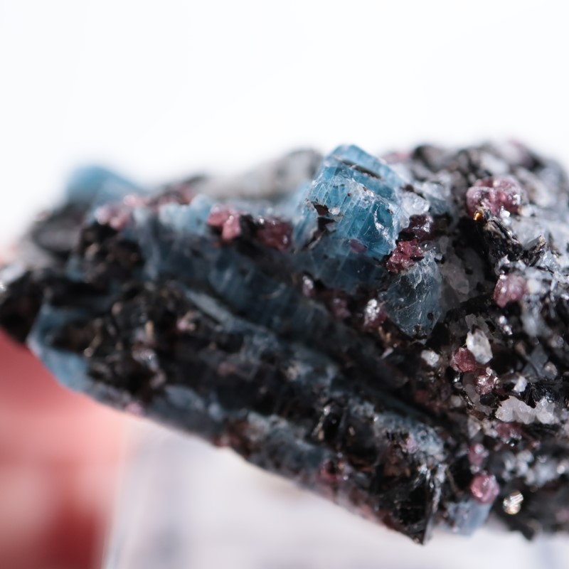 118g　母岩付き　カイヤナイト　鉱物標本　美品 ロシア産 カイヤナイト | 鉱物標本,カ行,カイヤナイト | ほたるみねら