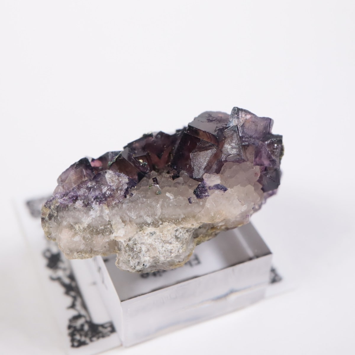 ドイツ産　フローライト　蛍石　レッド　鉱物　鉱物標本　fluorite ドイツ産 フローライト – 天然石ハッピーギフト