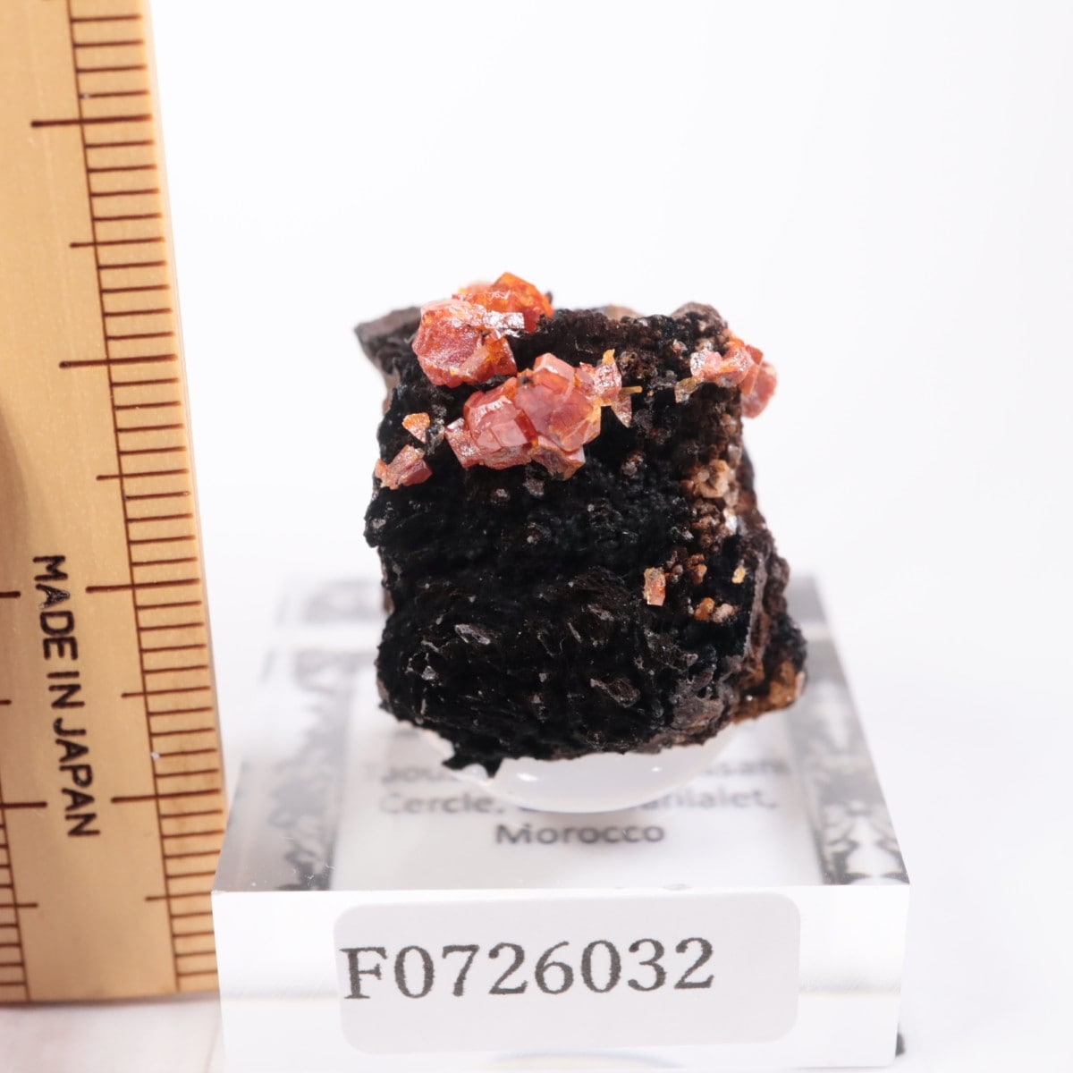 高品質　モロッコ産　バナディナイト　50g　バナジナイト　標本　② モロッコ産 バナディナイト | 鉱物標本,ハ行,バナディナイト