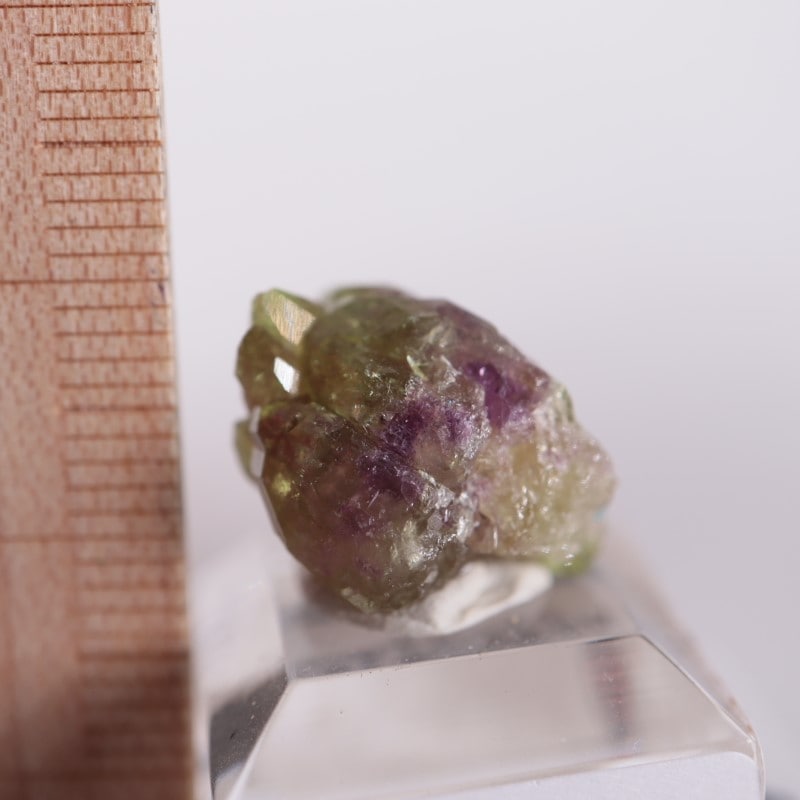 カナダ産　ベスビアナイト　Vesuvianite カナダ産 ベスビアナイト（ベスブ石） | 鉱物標本,ハ行,ベスビア