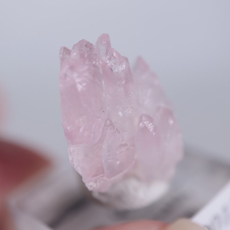 ★特別ご提供★氷のようなローズクォーツ【ブラジル産紅石英ロッククリスタル】❤️ ☆特別ご提供☆氷のようなローズクォーツ【ブラジル産紅石英