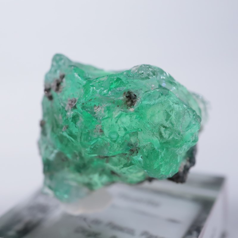 レアカラー　ペルー産　フローライト　原石　鉱物標本　トルマリン　翡翠　グリーン レアカラー ペルー産 フローライト 原石 鉱物標本 トルマリン