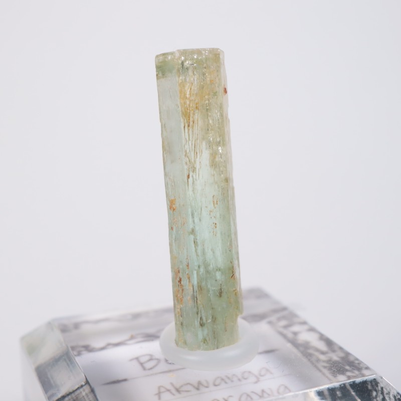 �ʥ������ꥢ�����٥��