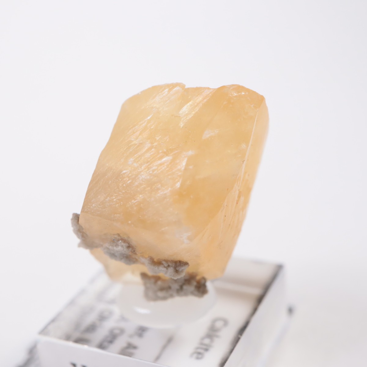 ���ϥ����� ���륵����