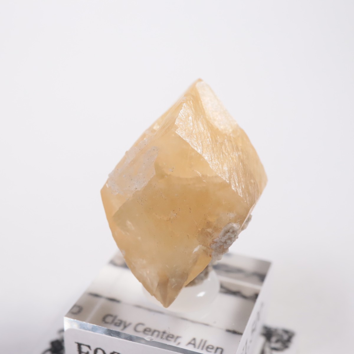 ���ϥ����� ���륵����