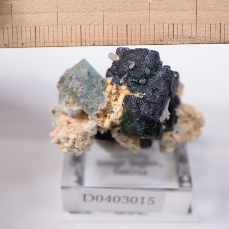 ナミビア産 アクアマリン、蛍石 | 鉱物標本,ハ行,ベリル/緑柱石